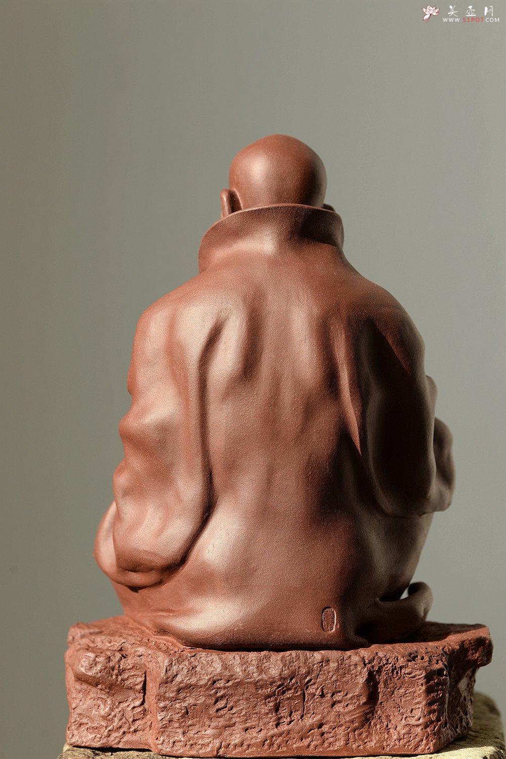 紫砂壶图片：手工雕塑 抓型学院派~ 修善罗汉 - 宜兴紫砂壶网