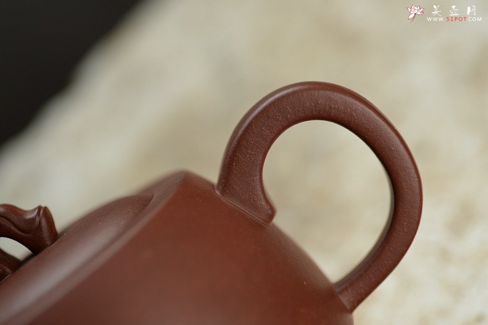 紫砂壶图片：詹黎明新作 线条流畅 精巧细致 八面玲珑 - 宜兴紫砂壶网