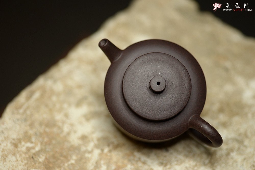 紫砂壶图片：美壶特惠 古朴文气 炮管直流 小德中 - 宜兴紫砂壶网