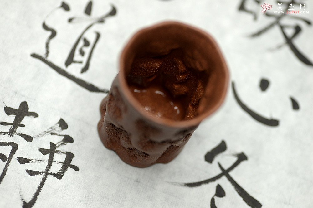 紫砂壶图片：美壶特惠 全手制作 数量有限~ 冬日暖心一手杯  - 宜兴紫砂壶网