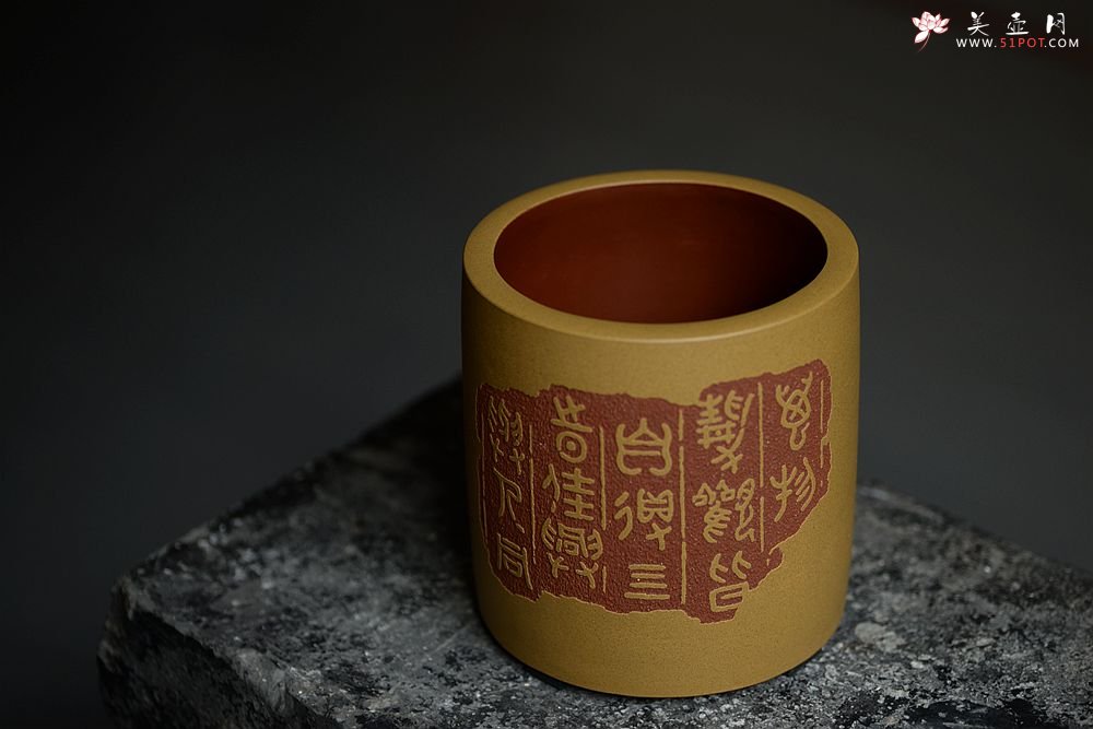 紫砂壶图片：风格独特 个性印记~ 张听刚老师作品 笔筒 书房雅物 - 宜兴紫砂壶网