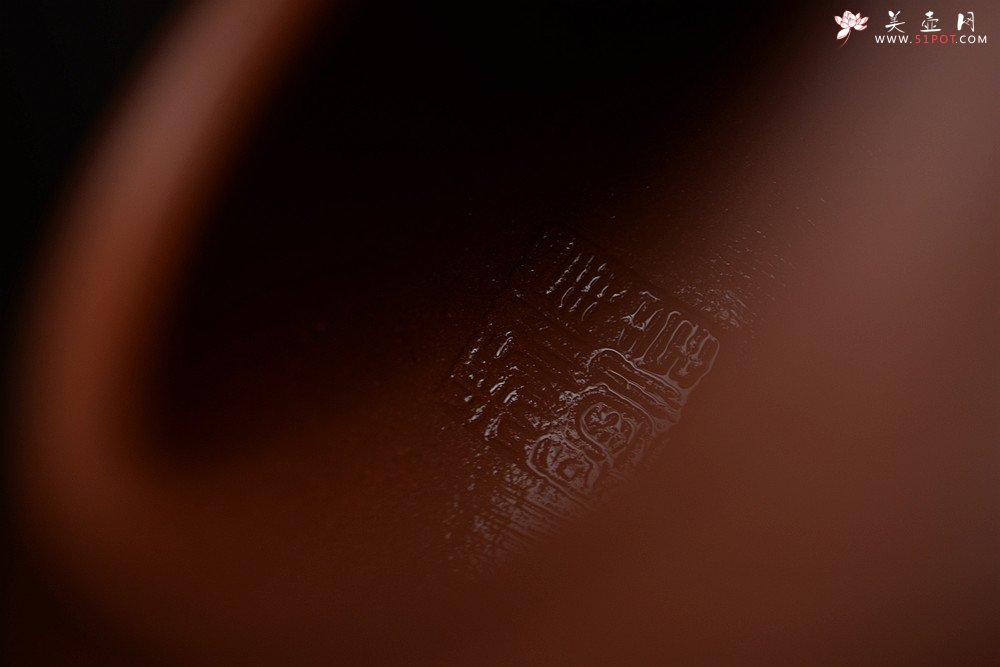 紫砂壶图片：精工实力派储俊伟代表作 厚雅飘逸 经典实用 全手小处处如意 - 宜兴紫砂壶网