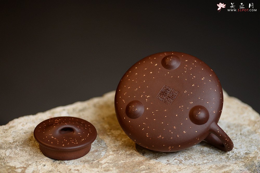 紫砂壶图片： 星光璀璨o(∩_∩)o  铺砂全手景舟石瓢 饱满大气 - 宜兴紫砂壶网