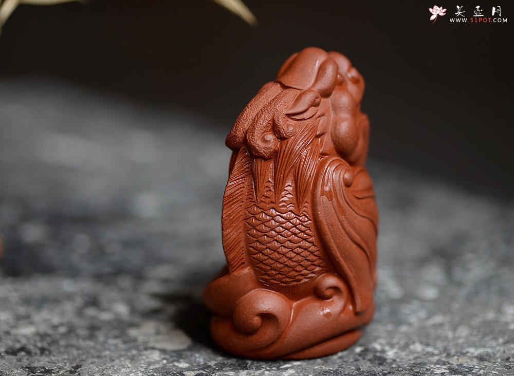 紫砂壶图片：精致茶宠飞龙在天 神态逼真  - 宜兴紫砂壶网