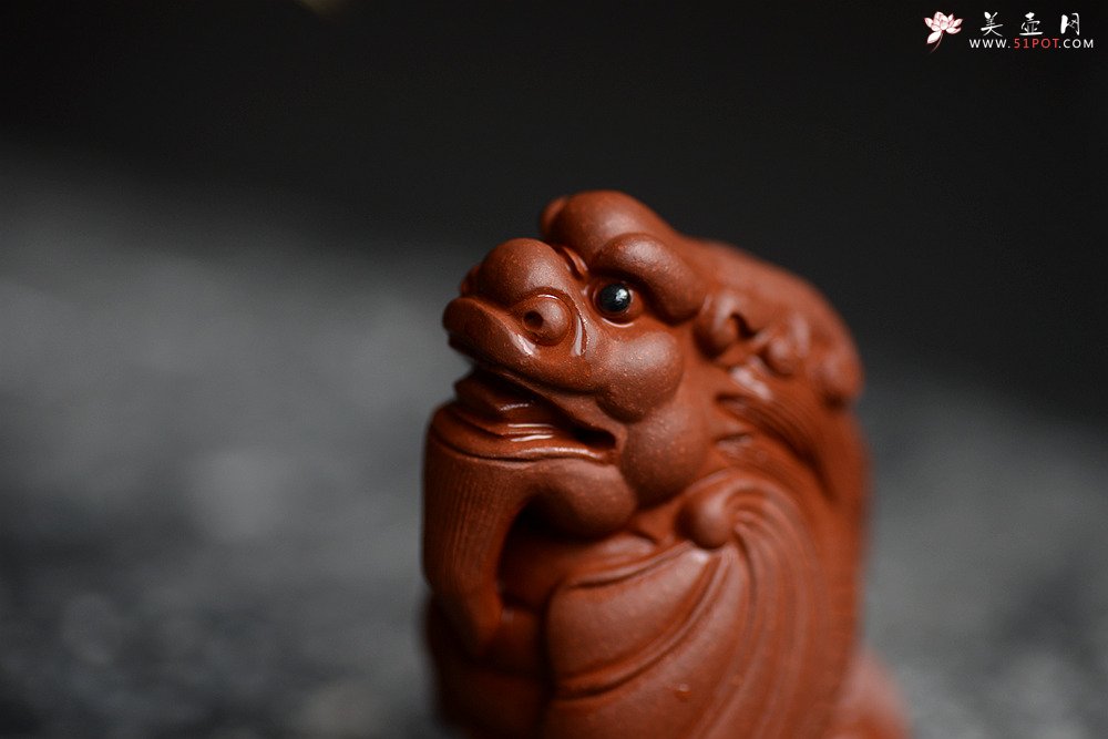 紫砂壶图片：精致茶宠飞龙在天 神态逼真  - 宜兴紫砂壶网