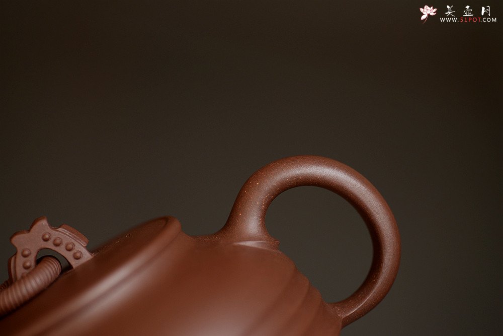 紫砂壶图片：做工精致 年年有余 设计新颖~ 鱼乐壶 - 宜兴紫砂壶网