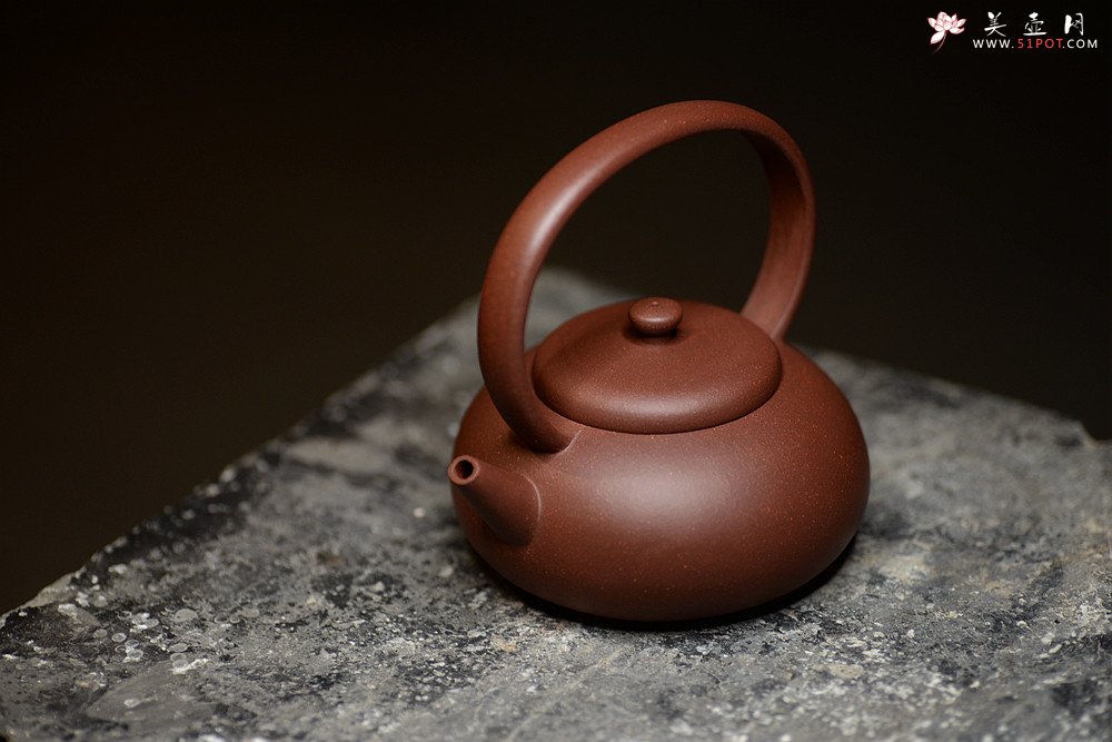 紫砂壶图片：路达全手新作  美壶特惠 无相提梁 质朴之风~ - 宜兴紫砂壶网