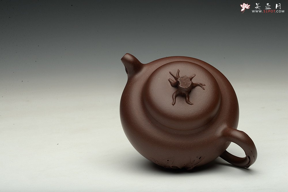 紫砂壶图片：高雪琴全手新作 敦厚悠然 简意花货~ 秋色 做工精致 - 宜兴紫砂壶网