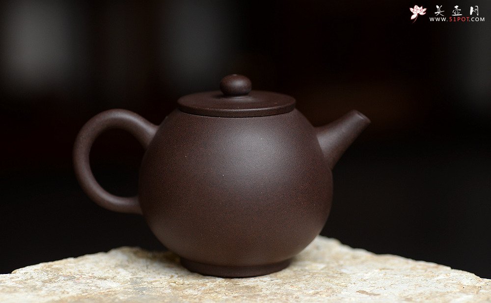 紫砂壶图片：鸿渝山房 美壶特惠 小巨轮 拙朴之风 杀茶利器 茶人最爱 - 宜兴紫砂壶网