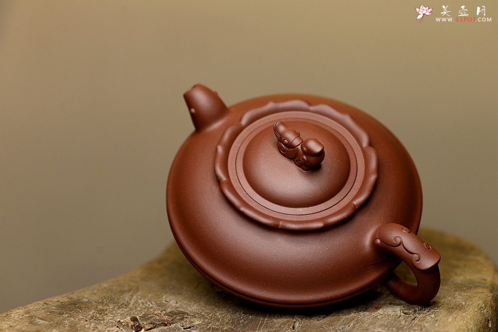 紫砂壶图片：于洪霞精工代表作 喜气洋洋 婉雅大方 全手鸳鸯 - 宜兴紫砂壶网