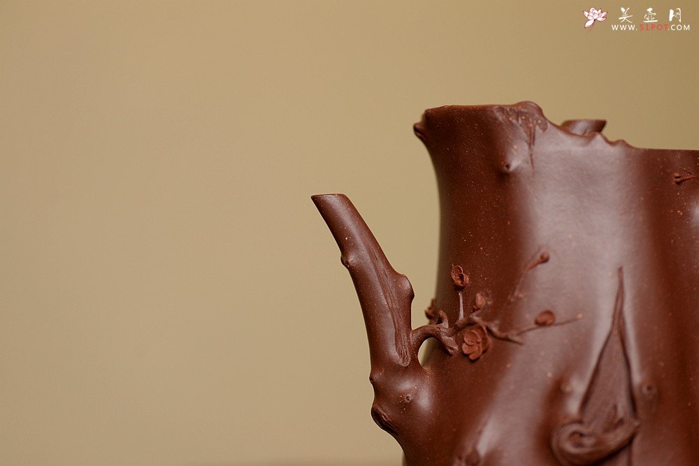 紫砂壶图片：单志萍年终全手力作 古意昂然 立体梅花 寒梅套壶 - 宜兴紫砂壶网