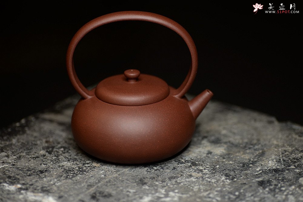 紫砂壶图片：路达全手新作  美壶特惠 无相提梁 质朴之风~ - 宜兴紫砂壶网