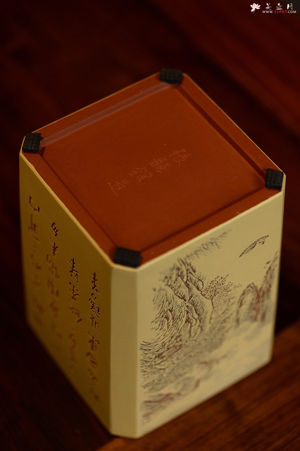 紫砂壶图片：张听刚古体山水笔筒 别有风韵~ 刀法精炼 - 宜兴紫砂壶网