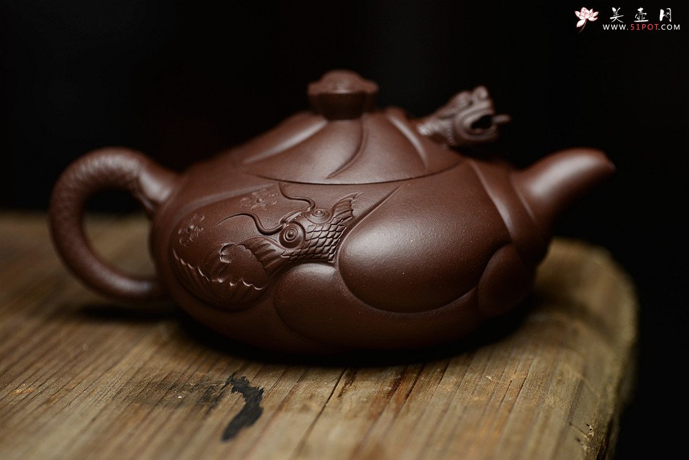 紫砂壶图片：云游天地 精品扁鱼化龙 做工精细 - 宜兴紫砂壶网