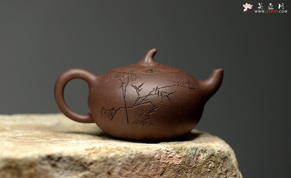 紫砂壶图片：张听刚装饰  周斌全手力作 原矿鱼子砂 全手吉瓜 - 宜兴紫砂壶网