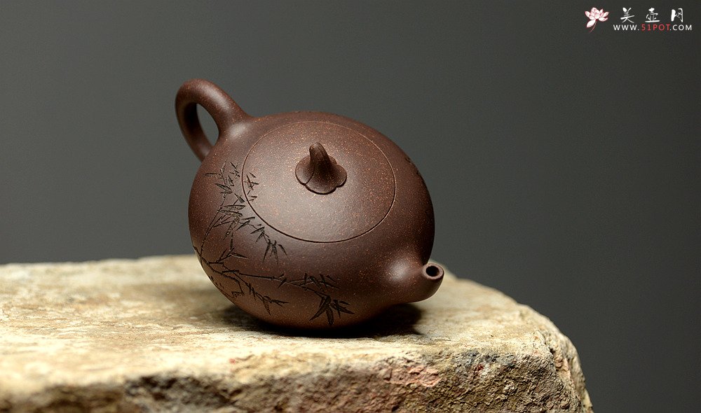 紫砂壶图片：张听刚装饰  周斌全手力作 原矿鱼子砂 全手吉瓜 - 宜兴紫砂壶网