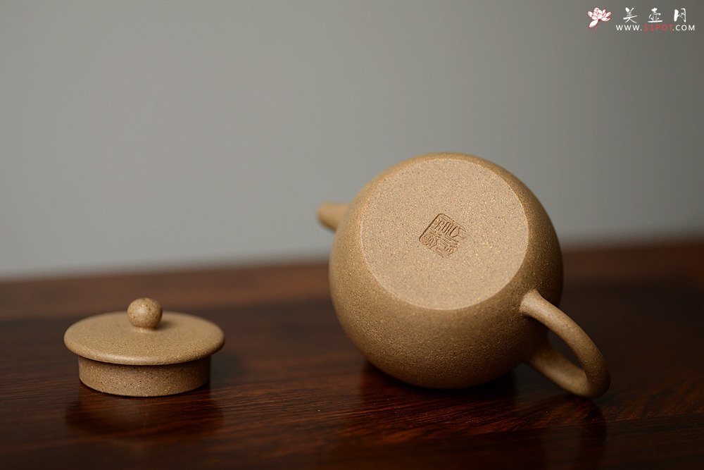 紫砂壶图片：美壶特惠 摹古小巨轮 杀茶利器 茶人最爱 - 宜兴紫砂壶网