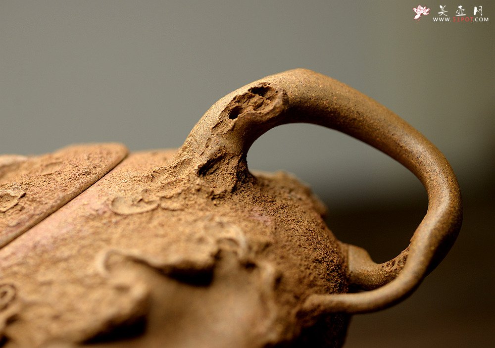 紫砂壶图片：陈进全手新品 造型新颖 优雅之作 全手树魂 - 宜兴紫砂壶网