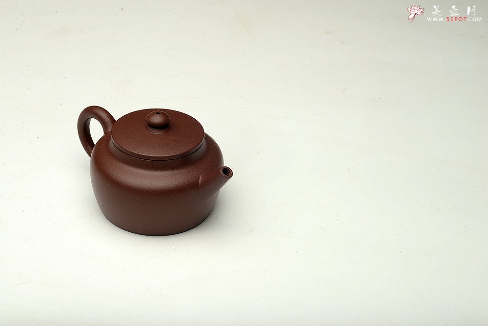 紫砂壶图片：邵春良近作 大道无形 光素经典 传统全手技法 桑园  - 宜兴紫砂壶网