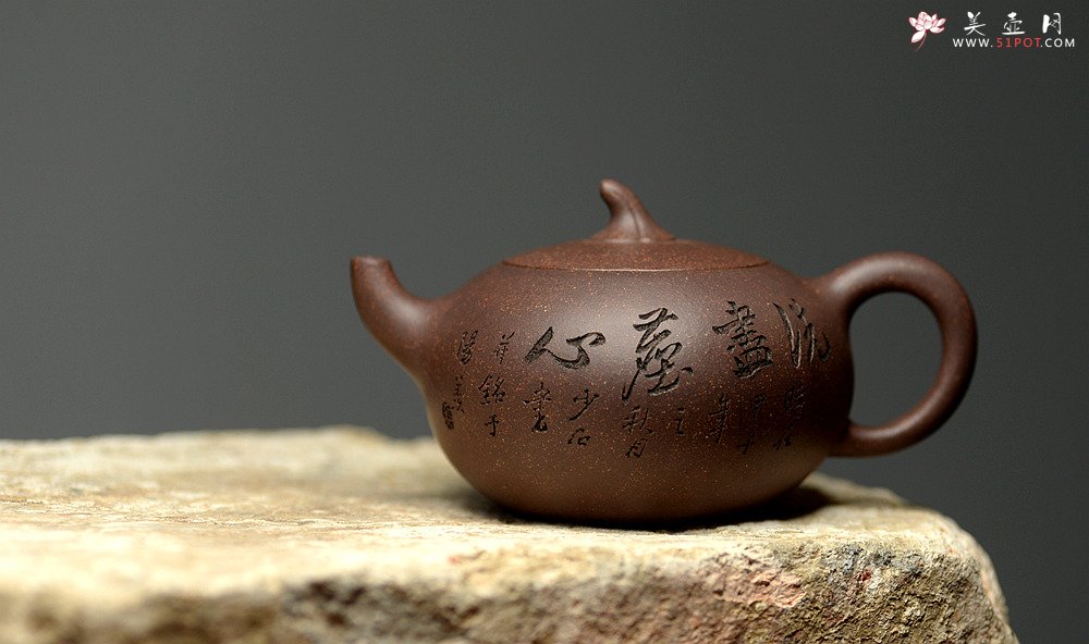 紫砂壶图片：张听刚装饰  周斌全手力作 原矿鱼子砂 全手吉瓜 - 宜兴紫砂壶网