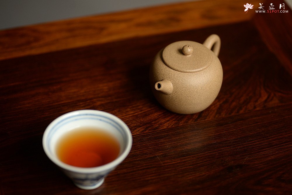 紫砂壶图片：美壶特惠 摹古小巨轮 杀茶利器 茶人最爱 - 宜兴紫砂壶网