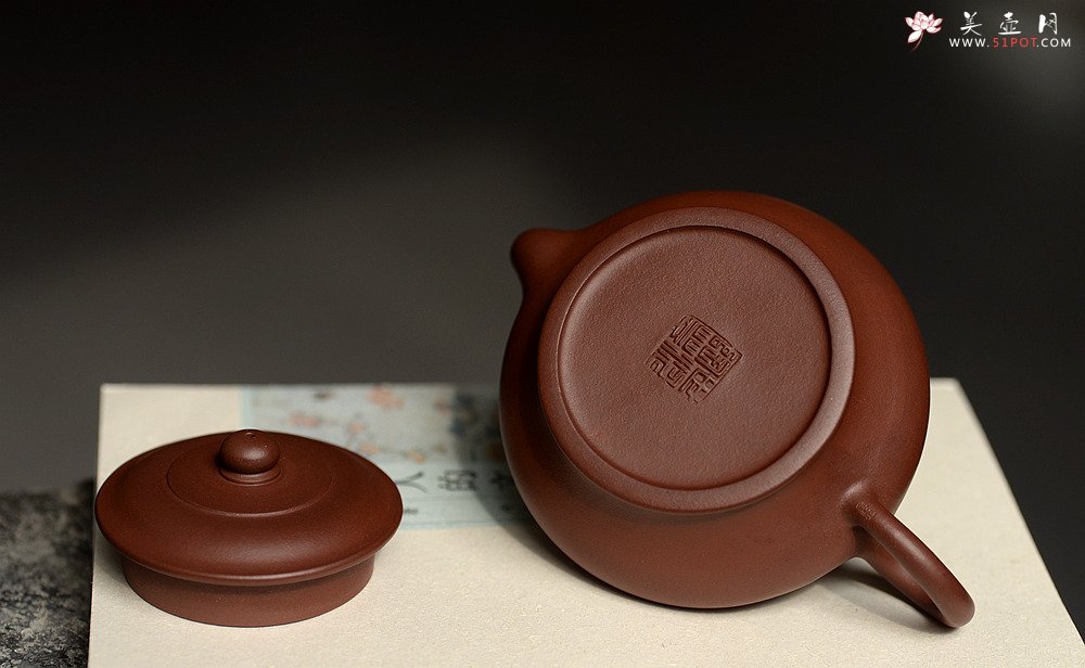 紫砂壶图片：刘世涛文气之作 全手景舟虚扁 耐品 - 宜兴紫砂壶网