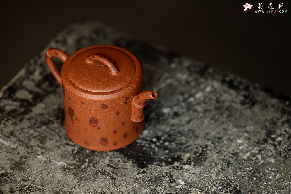 紫砂壶图片：曲峰近作 文气秀雅 优质降坡泥 湘妃 - 宜兴紫砂壶网