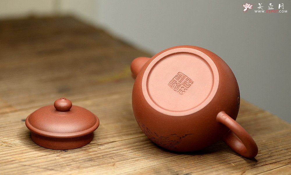 紫砂壶图片：幽趣之小宫灯 文气装饰实用品 - 宜兴紫砂壶网