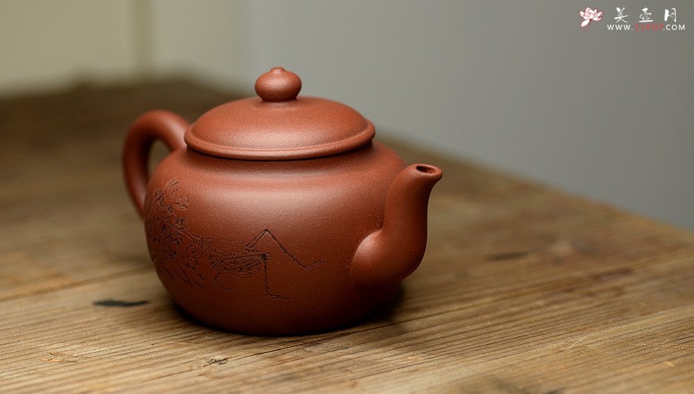 紫砂壶图片：幽趣之小宫灯 文气装饰实用品 - 宜兴紫砂壶网