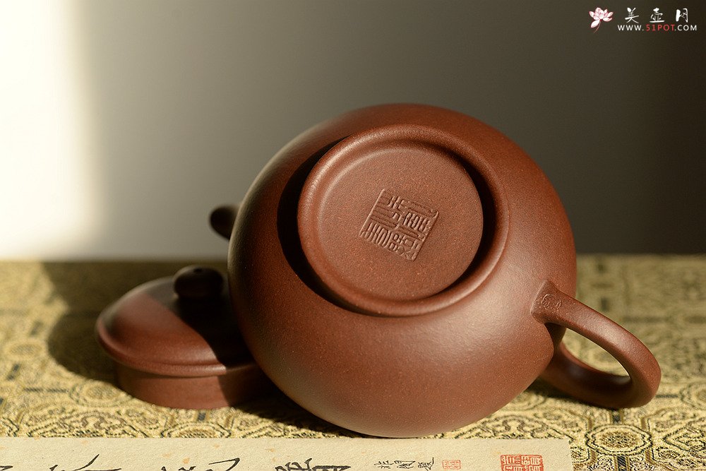 紫砂壶图片：线条优美  经典实用 全手线掇  - 宜兴紫砂壶网