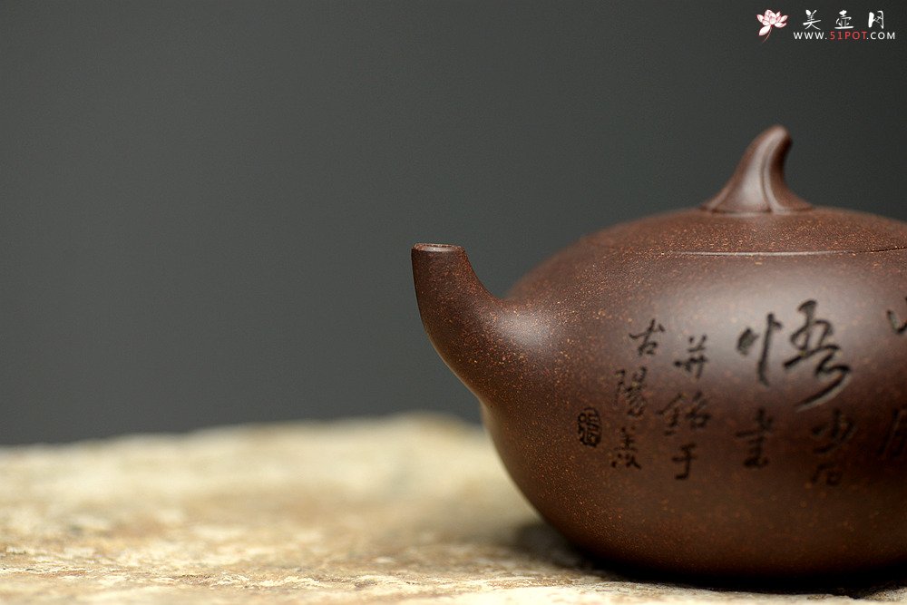 紫砂壶图片：张听刚装饰  周斌全手力作 原矿鱼子砂 全手吉瓜 - 宜兴紫砂壶网