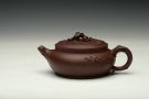 紫砂壶图片：春天的气息~大口实用 玉兰迎春 孙伟强张新亚合作原创作品 - 宜兴紫砂壶网