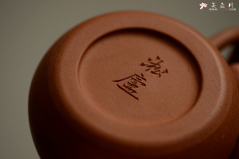 紫砂壶图片：摹古明式 风格粗犷 淞庐出品~ 全手永乐 【paowang】 - 宜兴紫砂壶网