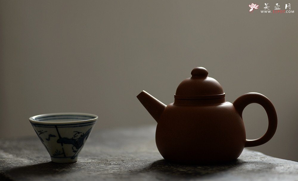 紫砂壶图片：摹古明式 风格粗犷 淞庐出品~ 全手永乐 【paowang】 - 宜兴紫砂壶网