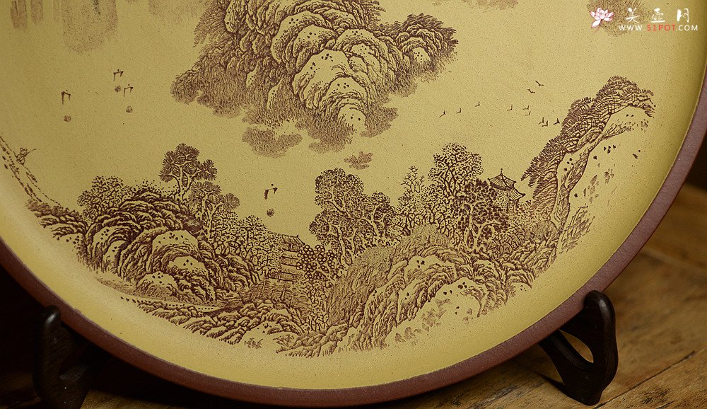 紫砂壶图片：李彦雄精心之作 山水挂盘 韵味十足 - 宜兴紫砂壶网