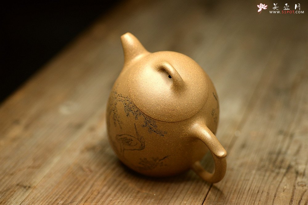 紫砂壶图片：张听刚装饰 朴素敦厚 大气 全手大秦权 高寿仙鹤 - 宜兴紫砂壶网