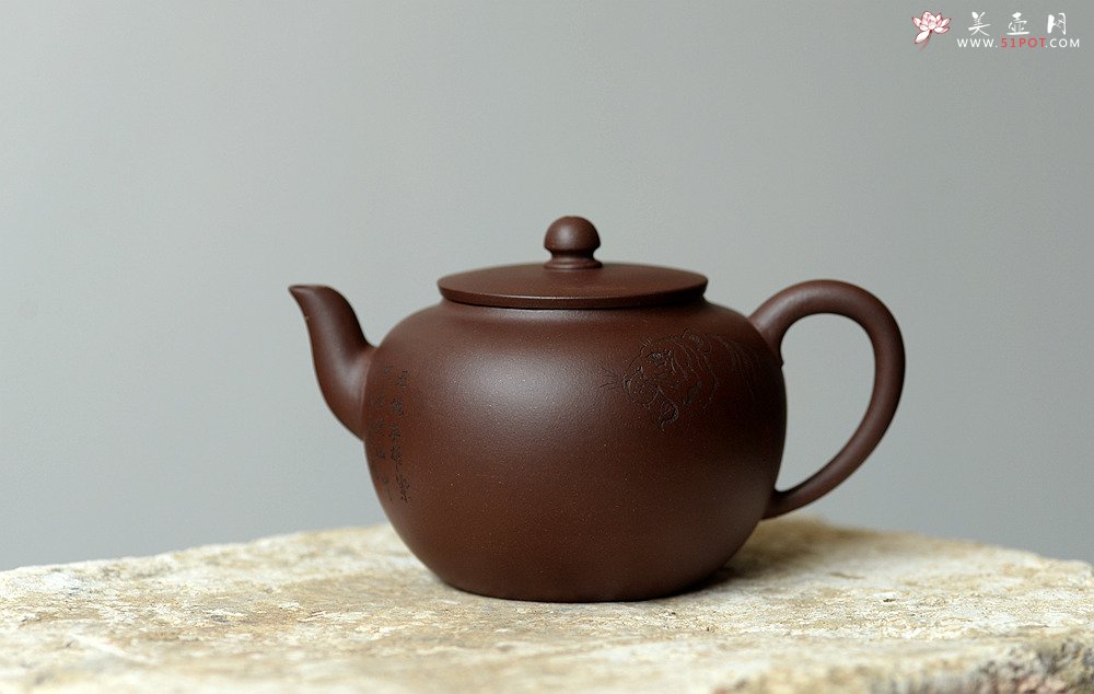 紫砂壶图片：钱伟刚作品 气韵流畅 原创作品 求道 - 宜兴紫砂壶网