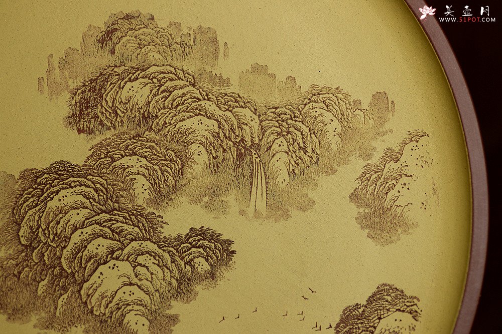 紫砂壶图片：李彦雄精心之作 山水挂盘 韵味十足 - 宜兴紫砂壶网