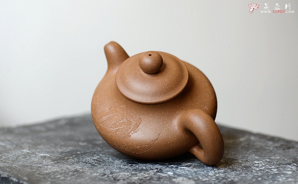 紫砂壶图片：张听刚装饰 蓄势内敛 趣味盎然 全手婉珠 萝卜白菜各有所爱：） - 宜兴紫砂壶网