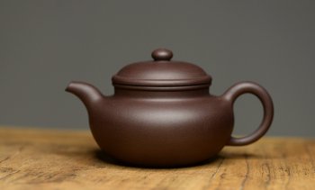 紫砂壶图片：美壶特惠 老味经典 天天特惠之仿古 - 宜兴紫砂壶网