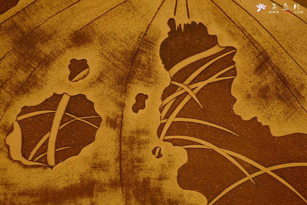 紫砂壶图片：谭华斌精心装饰 壁画 韵味十足 - 宜兴紫砂壶网