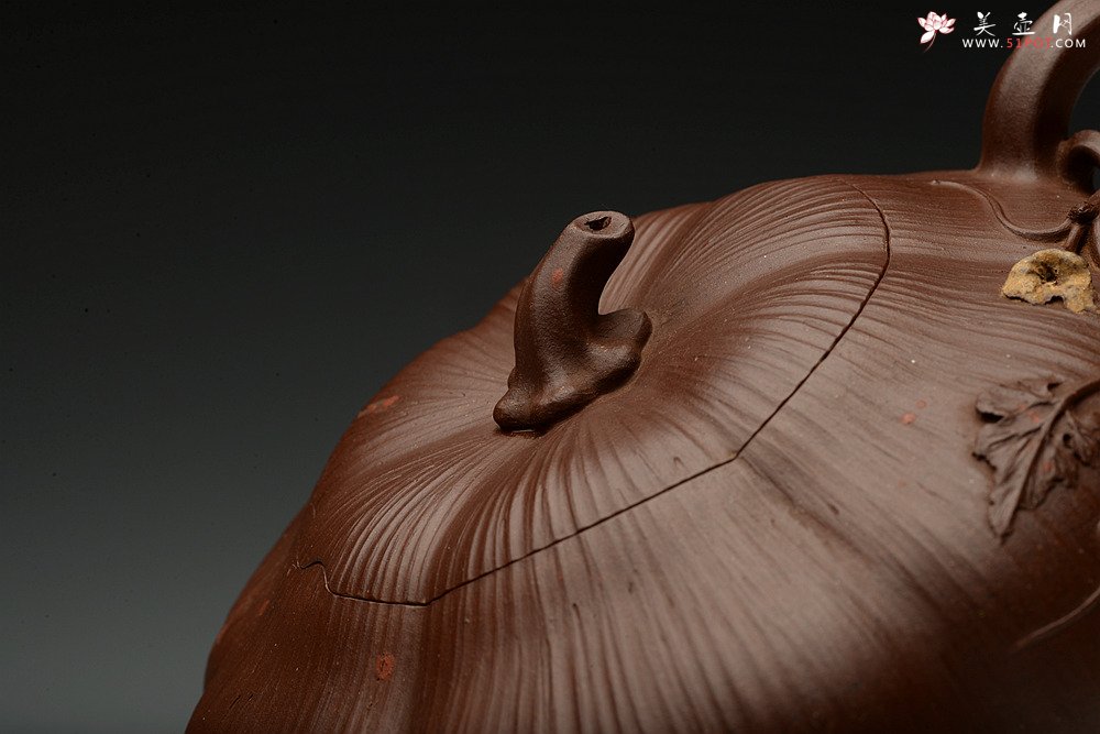 紫砂壶图片：乙未年新作 花货奇才-顾正芳 惊艳力作 全手精品南瓜 - 宜兴紫砂壶网