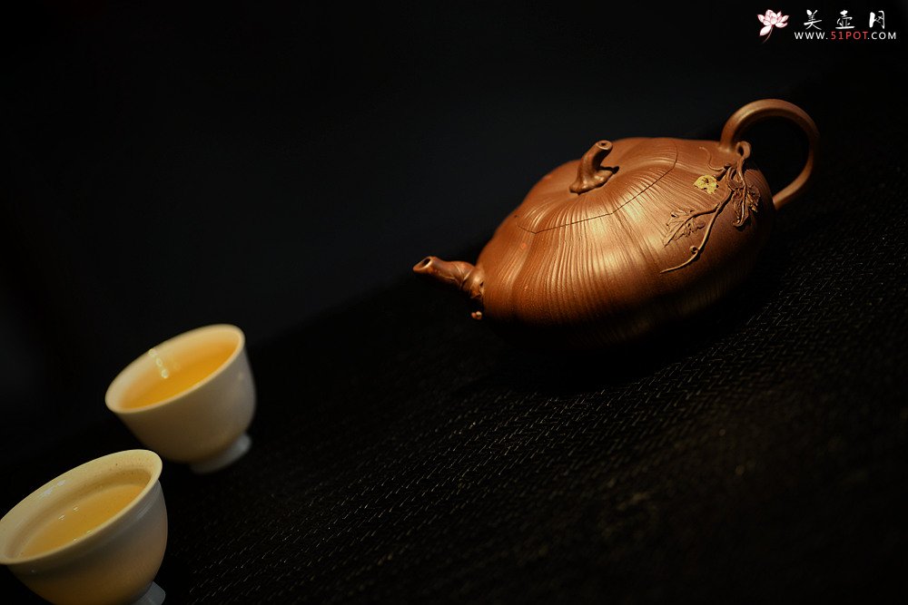 紫砂壶图片：乙未年新作 花货奇才-顾正芳 惊艳力作 全手精品南瓜 - 宜兴紫砂壶网