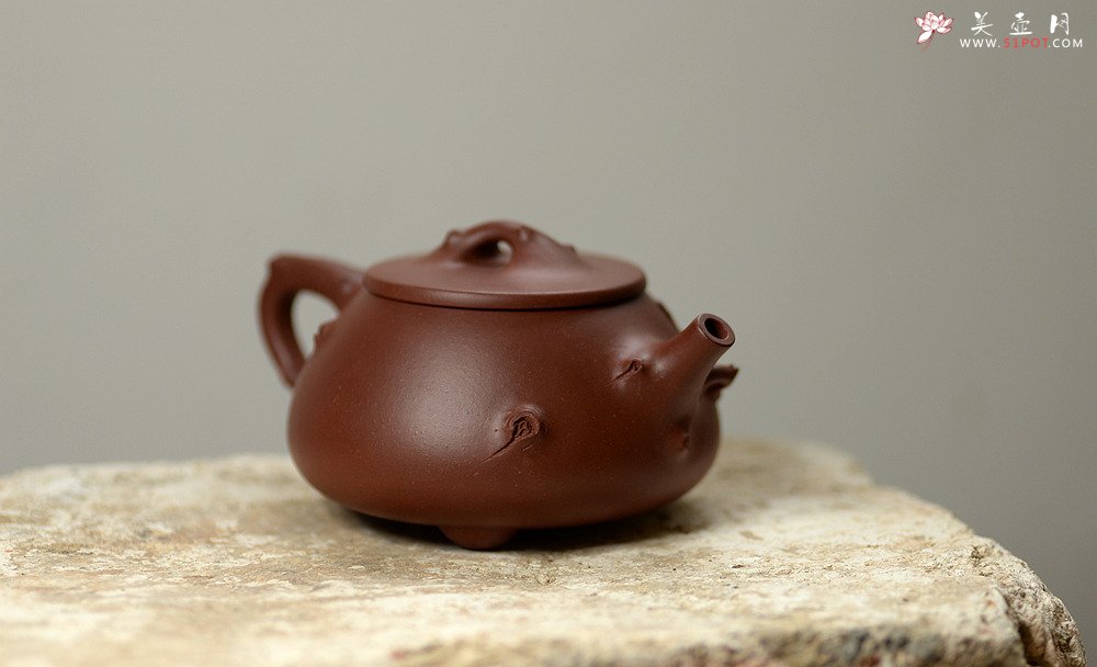 紫砂壶图片：傲雪寒梅 饱满可爱 实用花器 梅花石瓢 - 宜兴紫砂壶网