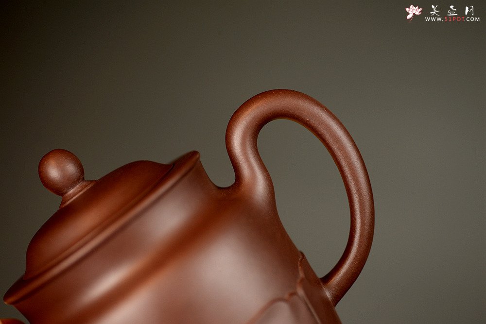 紫砂壶图片：美壶特惠 谭华斌精致作品 僧帽壶 挺拔俊秀 - 宜兴紫砂壶网