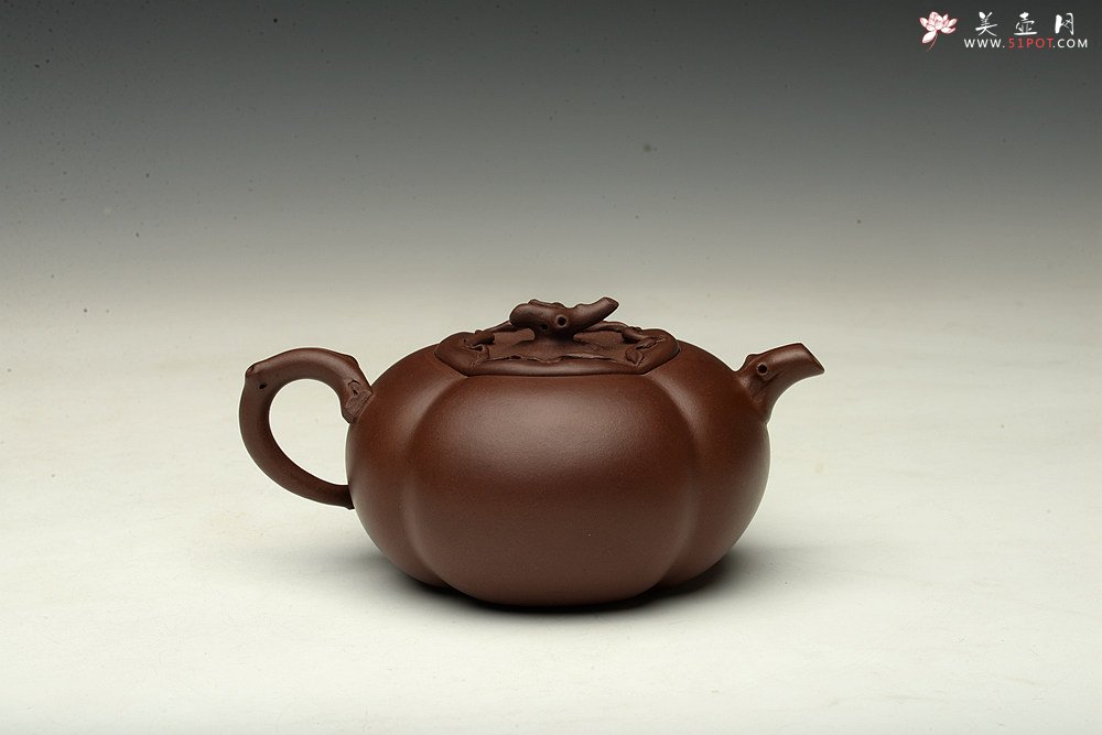 紫砂壶图片：潘丹初乙未年精进之作  筋囊花货 全手玉柿 气度饱满逸品  值得赏玩珍藏 - 宜兴紫砂壶网