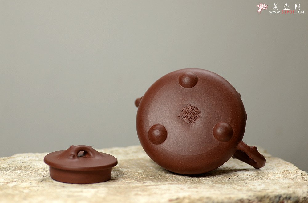 紫砂壶图片：傲雪寒梅 饱满可爱 实用花器 梅花石瓢 - 宜兴紫砂壶网