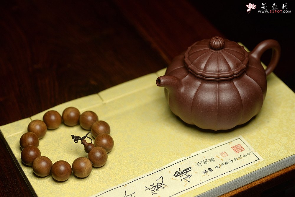 紫砂壶图片：方圆堂实力派 许嘉年精品代表作 菱花莲子 仙花若现 全手精工之作 - 宜兴紫砂壶网