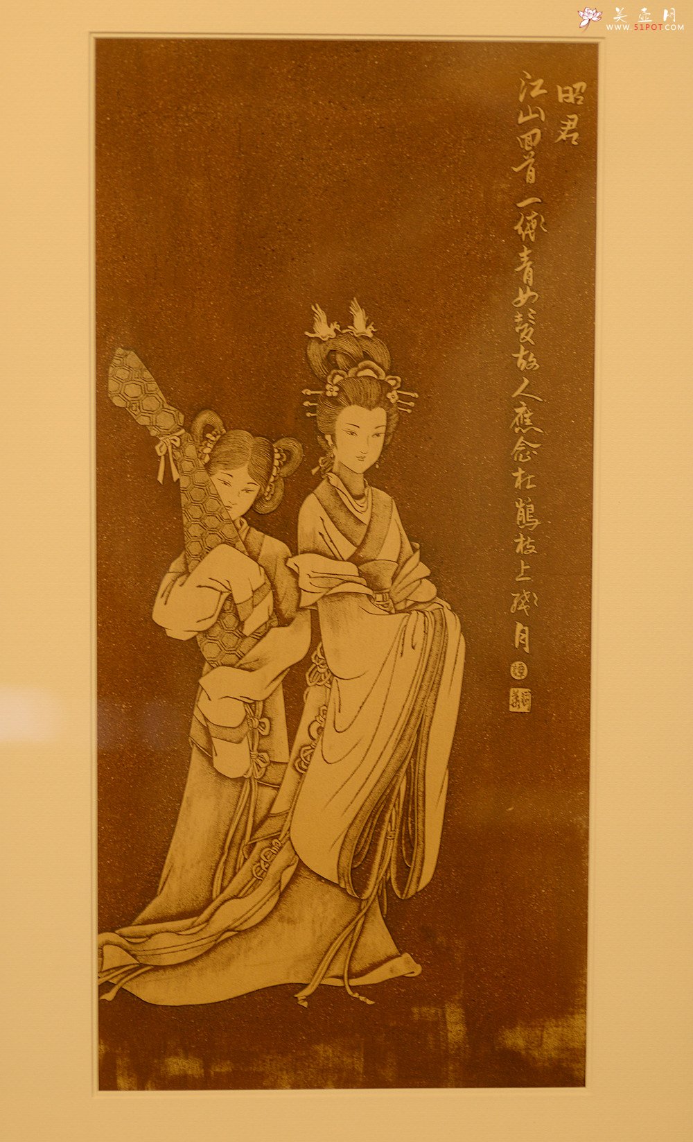 紫砂壶图片：谭华斌精心装饰 四大美女壁画 送礼自珍佳作 - 宜兴紫砂壶网