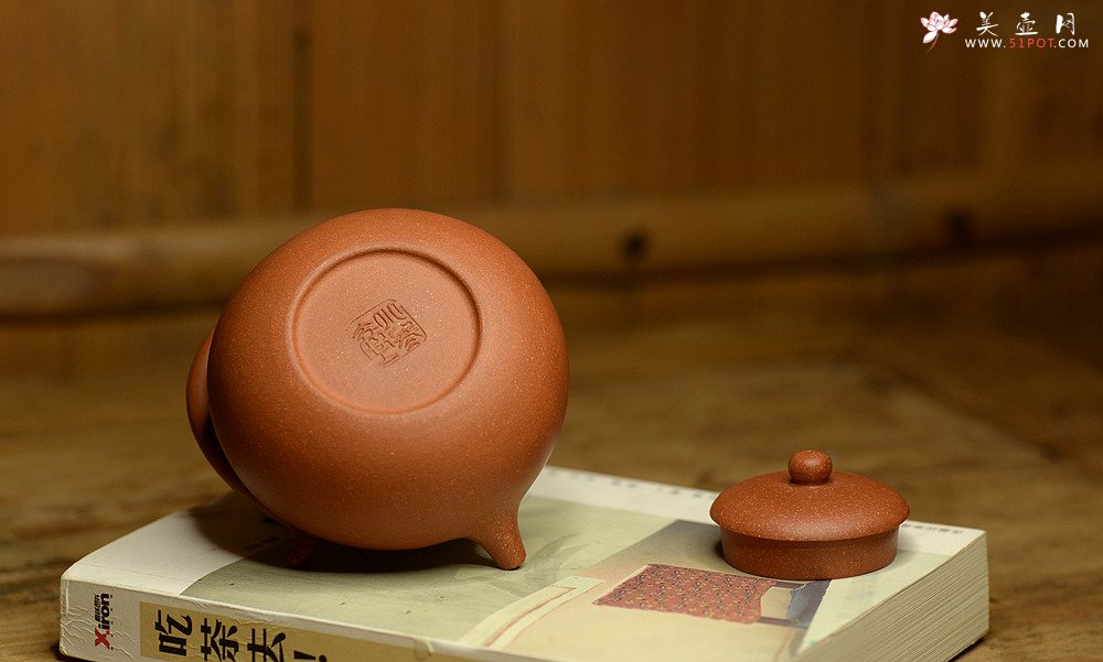 紫砂壶图片：潘小东新品 全手明韵 造型新颖 原矿老段泥 - 宜兴紫砂壶网